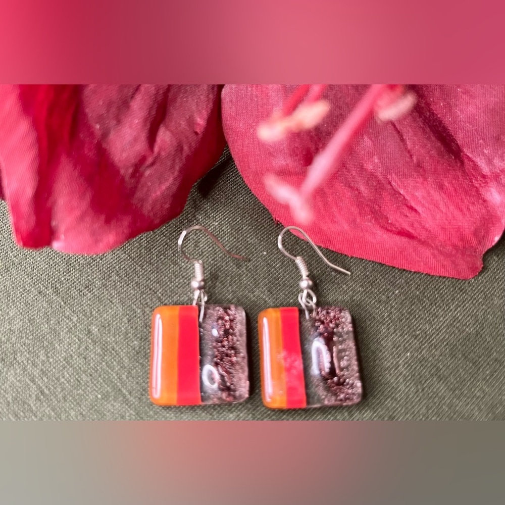 HANDCRAFTED GLASS EARRINGS